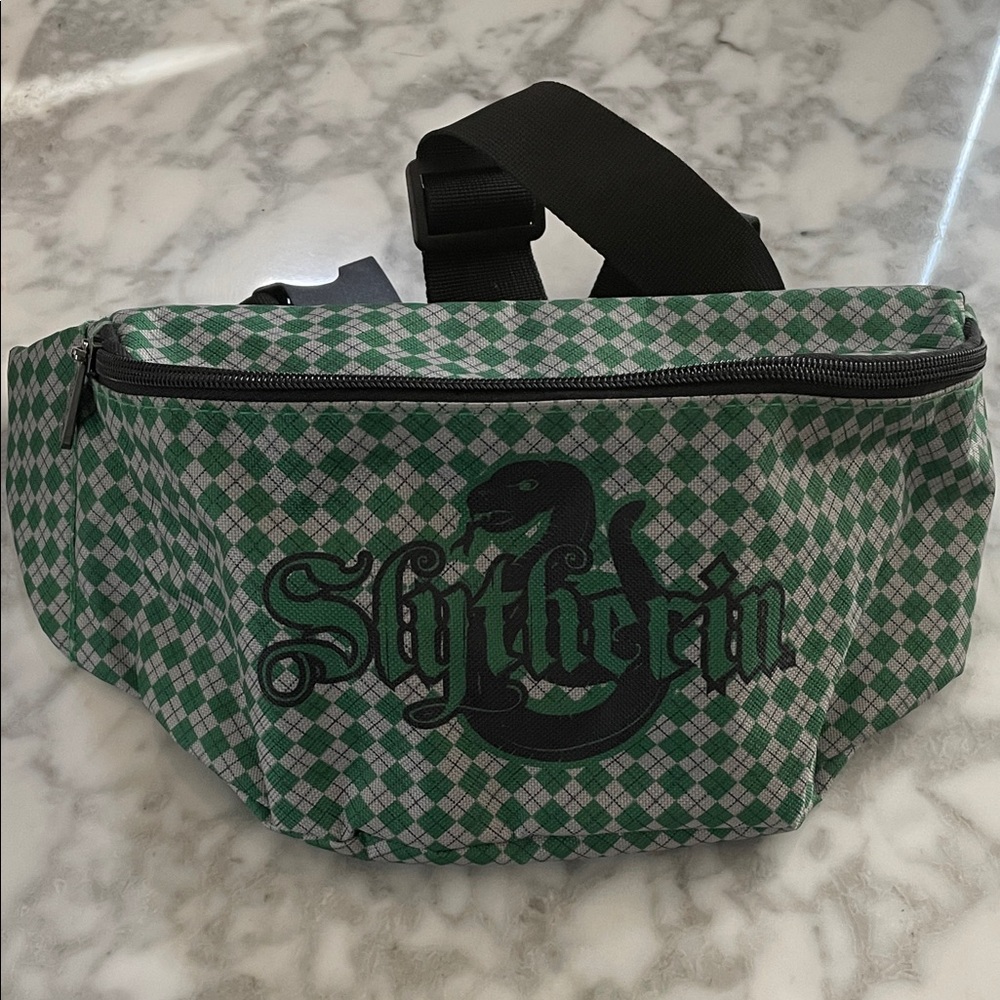Warner Bros. Slytherin Green Patterned Belt Bag